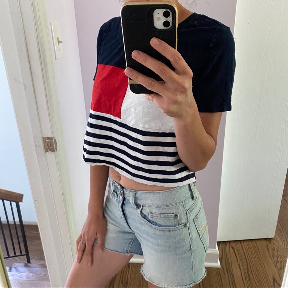 Tommy Hilfiger Logo Cropped Fit Tee Shirt